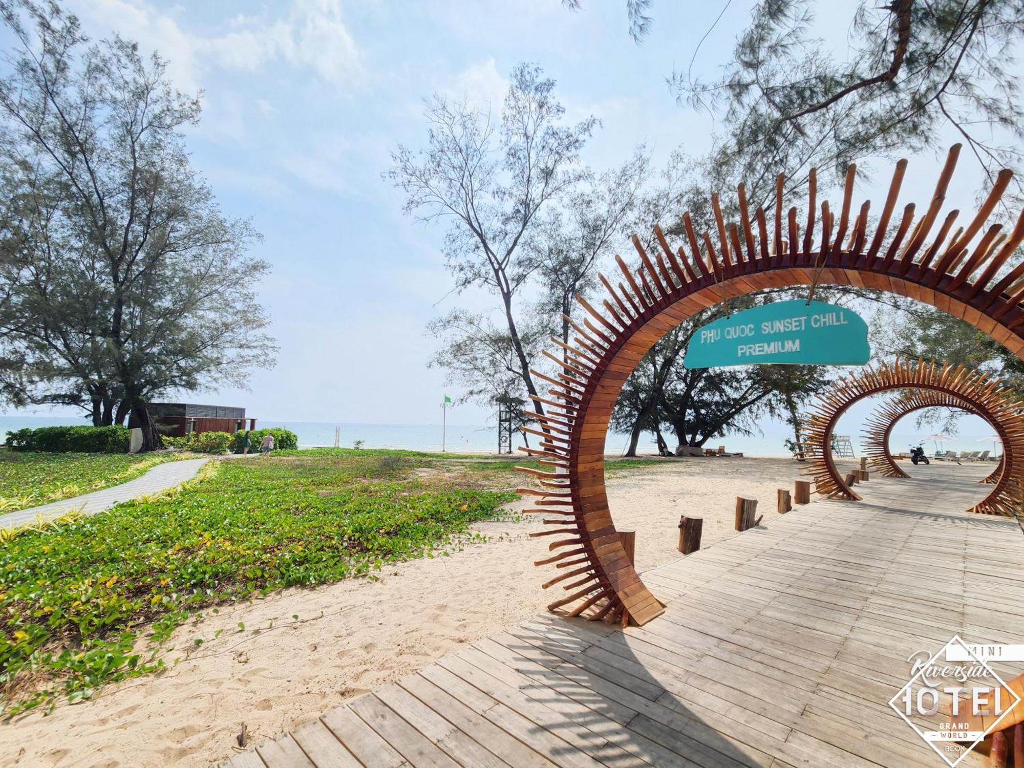 Riverside Mini Hotel Grand World Phu Quoc Exterior foto